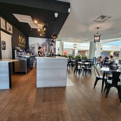 100 Montaditos International Mall