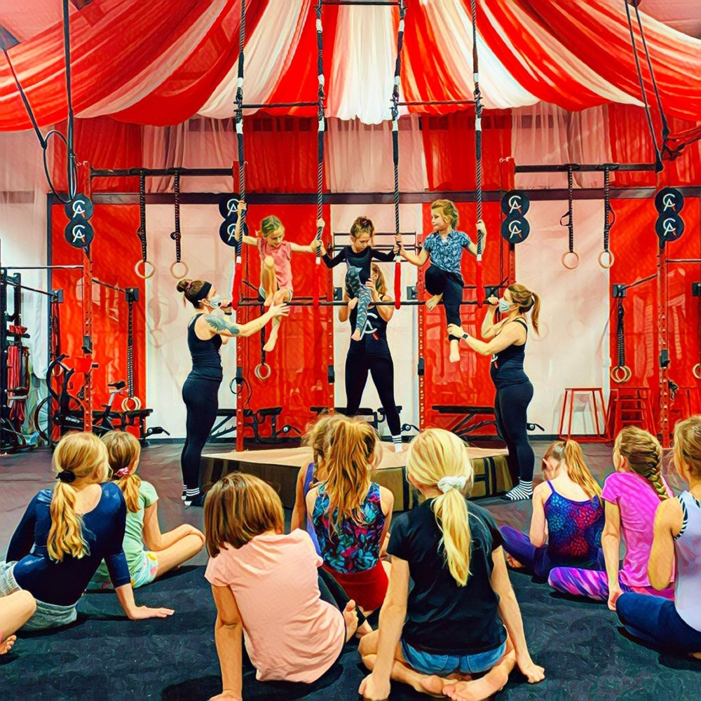 Cirque Athletics Image