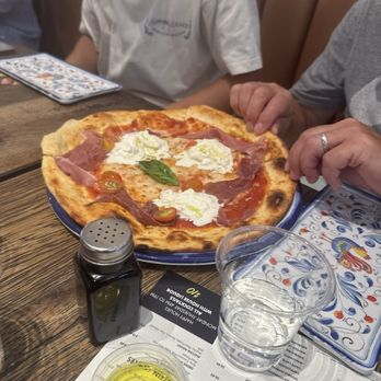 IT Italian Trattoria - Pizza Near Me - Miami Beach, Florida IT Italian Trattoria - Pizza Near Me - Miami Beach, Florida
