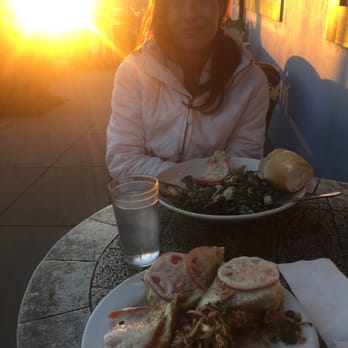 Java Beach At The Zoo - Coffee & Tea Near Me - San Francisco, California