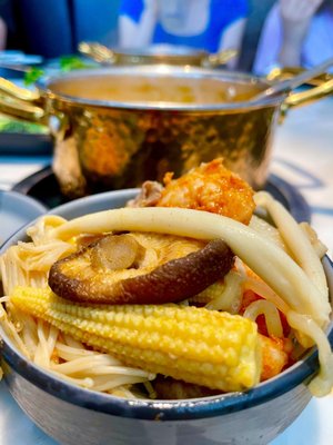 Urban Hot Pot by null