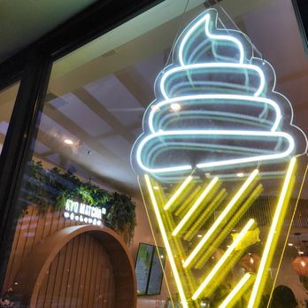 Kyo Matcha - Desserts Near Me - Brookline, Massachusetts