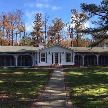 Broughton's Boarding Kennels - Broughton's Kennel - Pet Boarding Near Me - Midlothian, Virginia