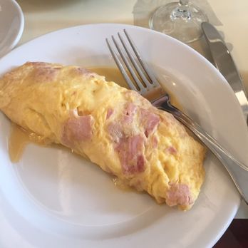 Les Deux Magots - Mixed omelette. Don't let the liquid fool you. It's plenty cooked and yummy! - French Near Me - Paris, 75 Les Deux Magots - Mixed omelette. Don't let the liquid fool you. It's plenty cooked and yummy! - French Near Me - Paris, 75