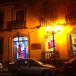 Mujeres Artesanas - Fachada de Mujeres Artesanas