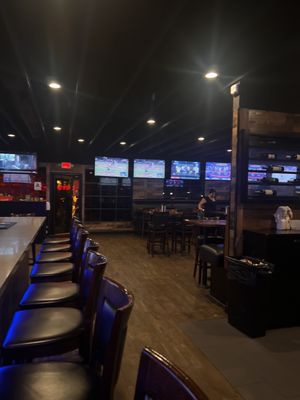 Junction Bar & Grill by null