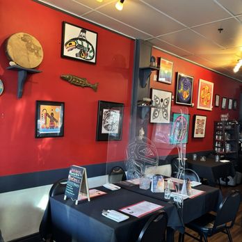 Salmon n' Bannock - Inside - Canadian (New) Near Me - Vancouver, British Columbia