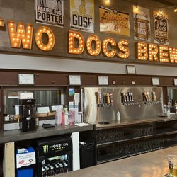 Two Docs Brewing - Overview of bar and taps
