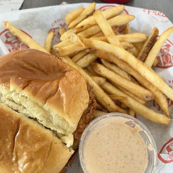 Slim Chickens - Crispy Chicken Sandwich Meal - Chicken Wings Near Me - Pikeville, Kentucky Slim Chickens - Crispy Chicken Sandwich Meal - Chicken Wings Near Me - Pikeville, Kentucky