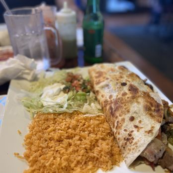 El Veracruz - Quesadilla yellow rice - Mexican Near Me - Starkville, Mississippi El Veracruz - Quesadilla yellow rice - Mexican Near Me - Starkville, Mississippi