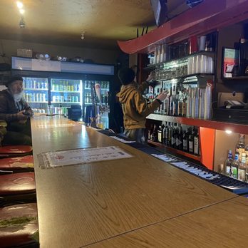 Red's Place - At the bar - Dive Bars Near Me - San Francisco, California Red's Place - At the bar - Dive Bars Near Me - San Francisco, California