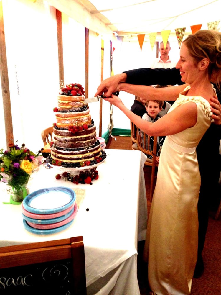 DAIRY COTTAGE CAKE DESIGNS 2 Prospect Cottages, Maidstone, Kent, United Kingdom Cupcakes