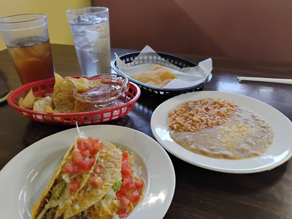 Taco Sal Restaurant