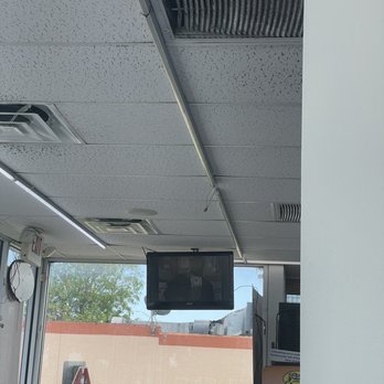 Quickie’s Burgers, Wings & Seafood - What has happened to this place - vents gross. Bathroom gross. Sigh. - Burgers Near Me - Hollywood, Florida Quickie’s Burgers, Wings & Seafood - What has happened to this place - vents gross. Bathroom gross. Sigh. - Burgers Near Me - Hollywood, Florida