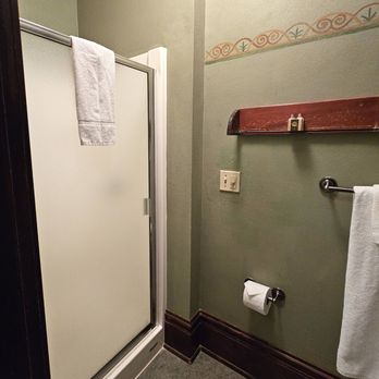 Hotel Oregon - Hotels Near Me - McMinnville, Oregon