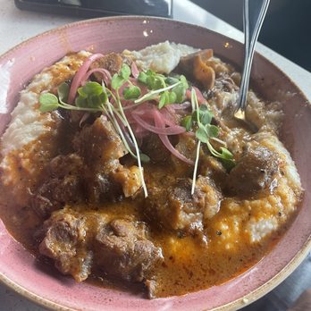 Just Brunch Breakfast Bar - Oxtail and Grits - Breakfast & Brunch Near Me - Duluth, Georgia