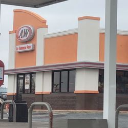 A&W Root Beer Hot Springs - view from Exxon gas station