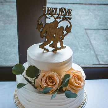 Sugar Bakery - Our wedding cake - Bakeries Near Me - Seattle, Washington Sugar Bakery - Our wedding cake - Bakeries Near Me - Seattle, Washington