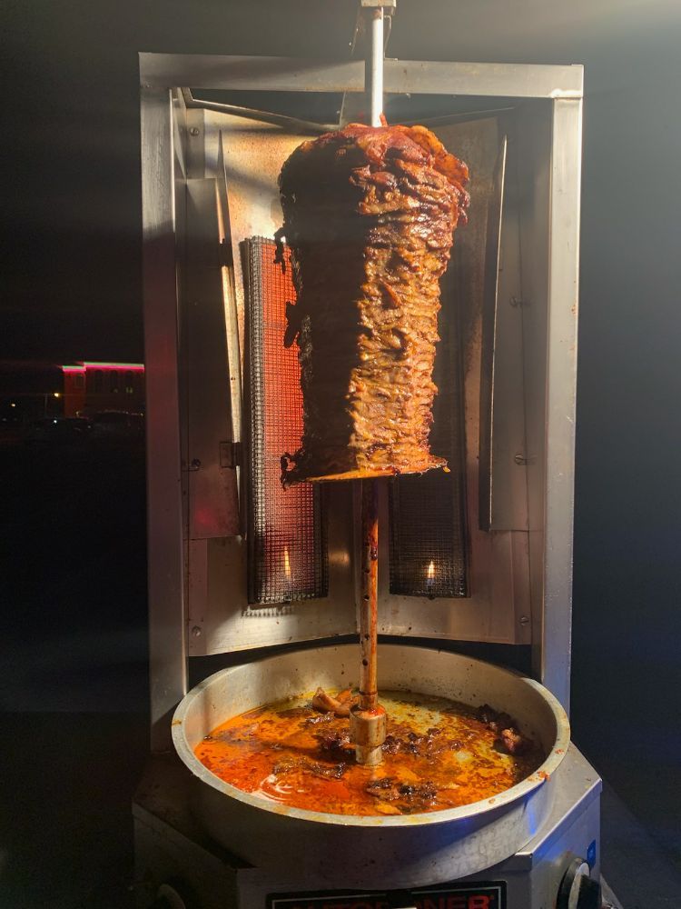 El Taco Llama Logo