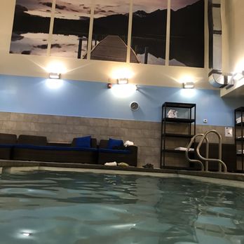 Solara Resort and Spa - Hotels Near Me - Canmore, Alberta