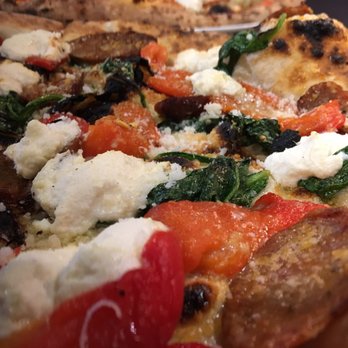 Double Zero Pizza - Close up: Popeye pie - Pizza Near Me - Fairfield, New Jersey Double Zero Pizza - Close up: Popeye pie - Pizza Near Me - Fairfield, New Jersey