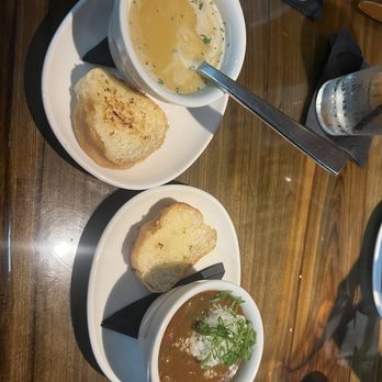 Trenasse - Blue crab bisque & Fowl Gumbo Soup - Wine Bars Near Me - New Orleans, Louisiana Trenasse - Blue crab bisque & Fowl Gumbo Soup - Wine Bars Near Me - New Orleans, Louisiana