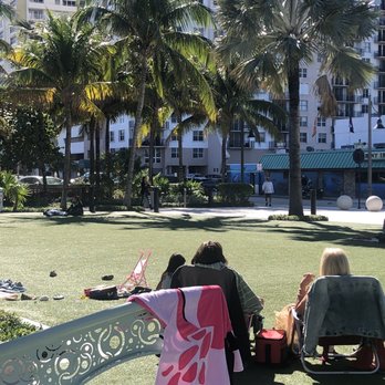 Great Lawn - Parks Near Me - Pompano Beach, Florida