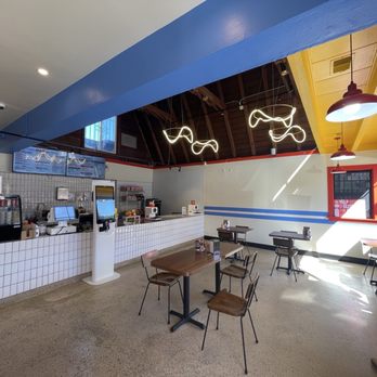 Oh G Burger - Interior - Burgers Near Me - Oakland, California Oh G Burger - Interior - Burgers Near Me - Oakland, California
