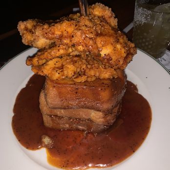 Maison Pickle - Hot Honey Chicken 'n' Toast - Cocktail Bars Near Me - New York, New York