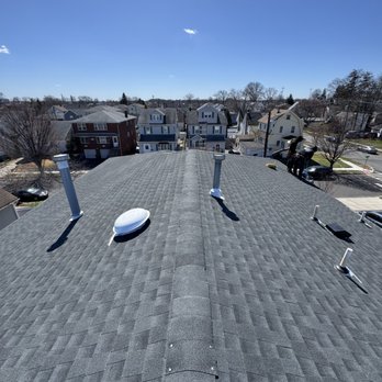 Pro Touch Roofing - Roof Replacement GAF HDZ Charcoal - Roofing Near Me Pro Touch Roofing - Roof Replacement GAF HDZ Charcoal - Roofing Near Me