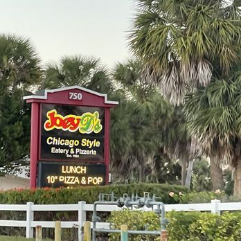 Joey D's Chicago Style Eatery - Venice - Street sign - Pizza Near Me - Venice, Florida Joey D's Chicago Style Eatery - Venice - Street sign - Pizza Near Me - Venice, Florida