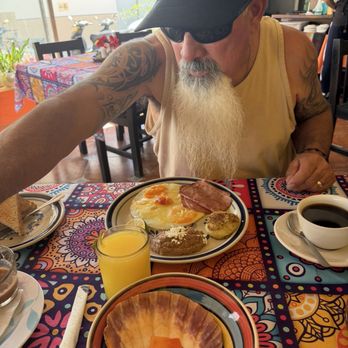 La Cazuela M & J - 2 egg breakfast with Ham - Mexican Near Me - Isla Mujeres, ROO La Cazuela M & J - 2 egg breakfast with Ham - Mexican Near Me - Isla Mujeres, ROO