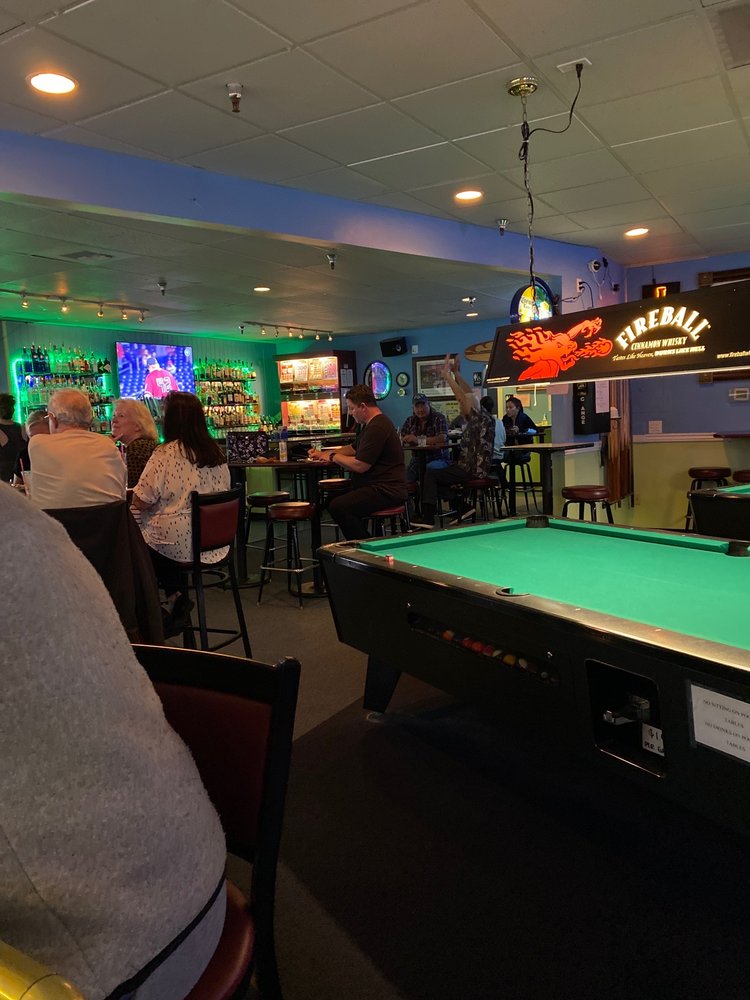 CHANNEL MARKER PUB & GRILL Updated August 2024 48 Photos & 83