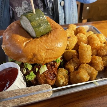 Pour Company - Nashville sandwich - New American Near Me - Fullerton, California