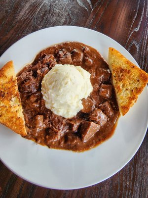 Front Row Bar & Grill by null