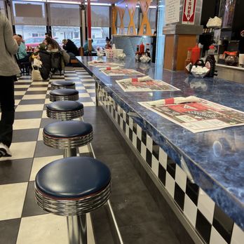 West Main Diner - diners waiting for customers - Diners Near Me - Lansdale, Pennsylvania West Main Diner - diners waiting for customers - Diners Near Me - Lansdale, Pennsylvania