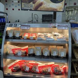 Redner's Warehouse Market - Grab and go