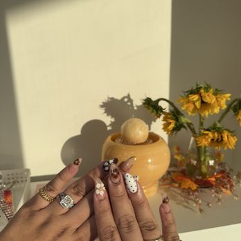 Trae'Gloss Nail Spa - Nail Salons Near Me - Lake Forest, California Trae'Gloss Nail Spa - Nail Salons Near Me - Lake Forest, California