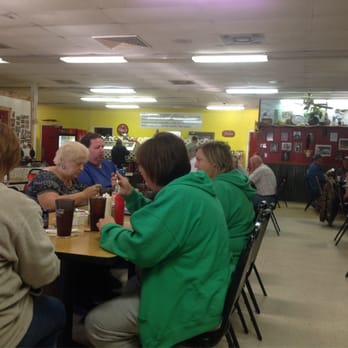 Mabank Cafe - a group of people sitting at a table - American Near Me - Mabank, Texas