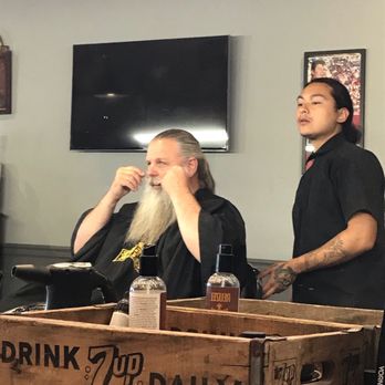 Parlour Barbershop - Barbers Near Me - Burbank, California Parlour Barbershop - Barbers Near Me - Burbank, California