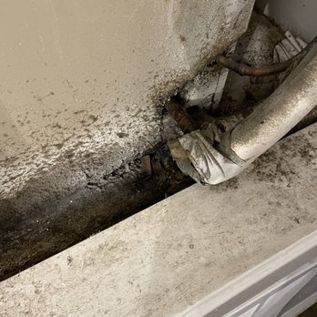 The Edge At Clear Lake - Maintenance work - Apartments Near Me - Webster, Texas