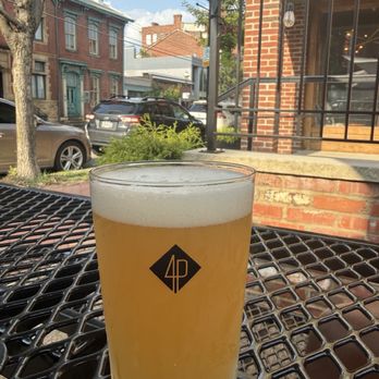 Four Points Brewing - Breweries Near Me - Pittsburgh, Pennsylvania Four Points Brewing - Breweries Near Me - Pittsburgh, Pennsylvania
