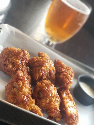 Corkscrew Bar by null