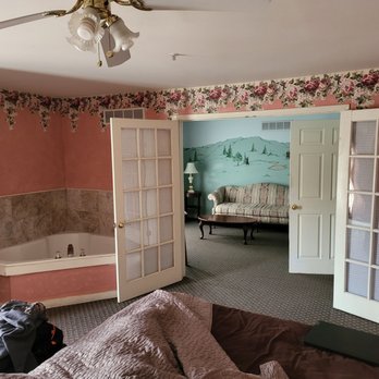 Elk Forge Bed & Breakfast - Hotels Near Me - Elkton, Maryland Elk Forge Bed & Breakfast - Hotels Near Me - Elkton, Maryland