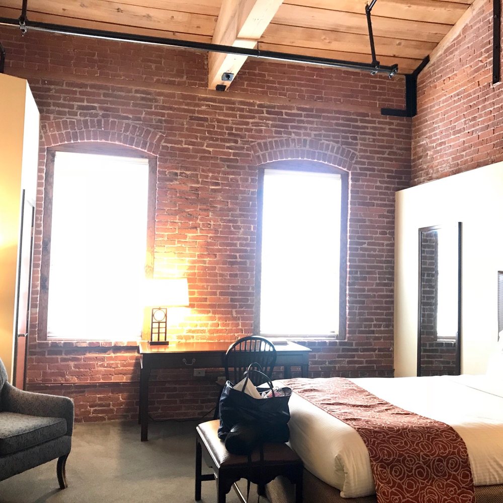 Cork Factory Hotel - Hotels Near Me - Lancaster, Pennsylvania Cork Factory Hotel - Hotels Near Me - Lancaster, Pennsylvania