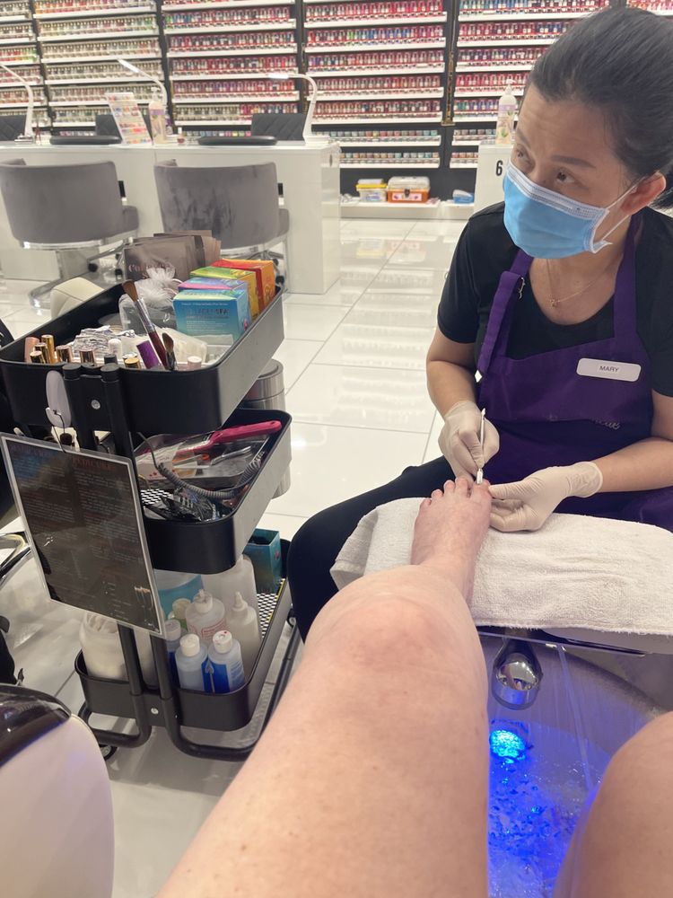 MAUMELLE NAIL SPA 13509 Crystal Hill Rd, North Little Rock, Arkansas