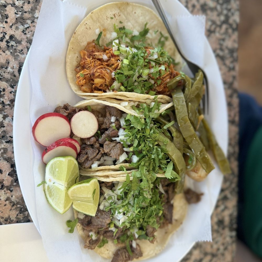 El Jarocho - Mexican Near Me - Philadelphia, Pennsylvania