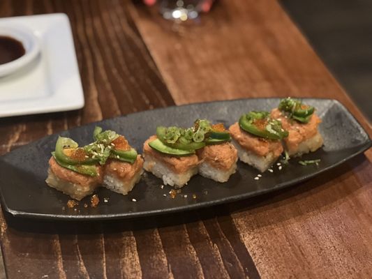 Sushi Den by null