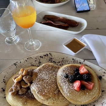 Eclipse Restaurant - Caribbean Near Me - Isabela, Puerto Rico