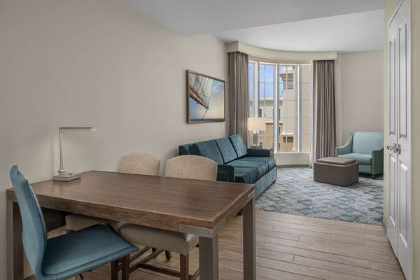 Embassy Suites by Hilton Charleston Harbor Mt. Pleasant by null
